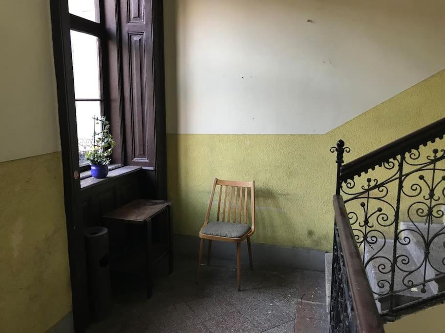 Perfect Location,Newly Decorated Modern, Large Place 60 M2, Really Quiet So You Can Have A Good Night Sleep, Ac, Netflix, Smart Tv, High-Speed Internet, World Famous New York Cafe Only 10 Minutes Walk 부다페스트 외부 사진