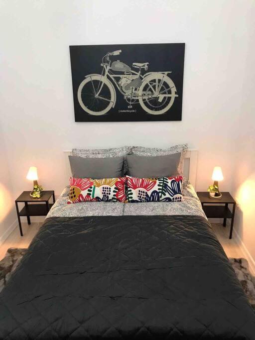 Perfect Location,Newly Decorated Modern, Large Place 60 M2, Really Quiet So You Can Have A Good Night Sleep, Ac, Netflix, Smart Tv, High-Speed Internet, World Famous New York Cafe Only 10 Minutes Walk 부다페스트 외부 사진
