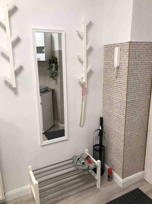 Perfect Location,Newly Decorated Modern, Large Place 60 M2, Really Quiet So You Can Have A Good Night Sleep, Ac, Netflix, Smart Tv, High-Speed Internet, World Famous New York Cafe Only 10 Minutes Walk 부다페스트 외부 사진