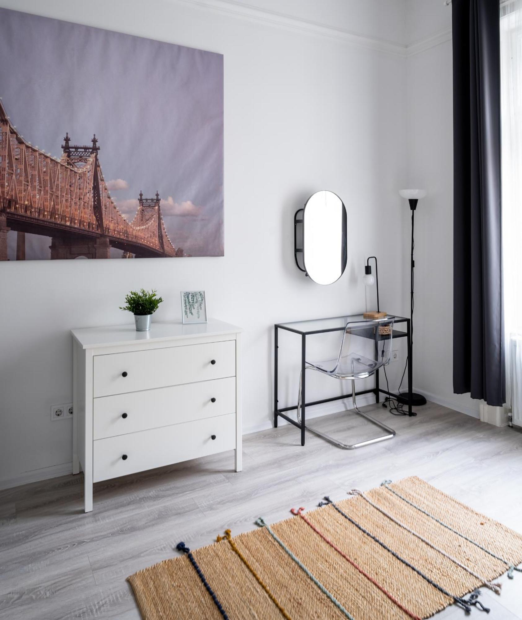 Perfect Location,Newly Decorated Modern, Large Place 60 M2, Really Quiet So You Can Have A Good Night Sleep, Ac, Netflix, Smart Tv, High-Speed Internet, World Famous New York Cafe Only 10 Minutes Walk 부다페스트 외부 사진